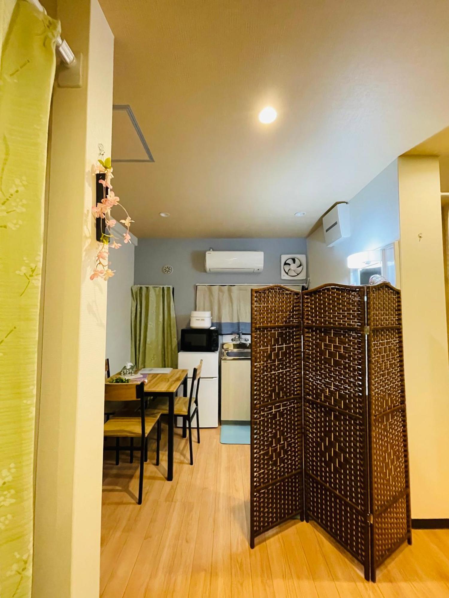 難波心斎橋10 Minutes民宿3号室 Villa โอซาก้า ภายนอก รูปภาพ